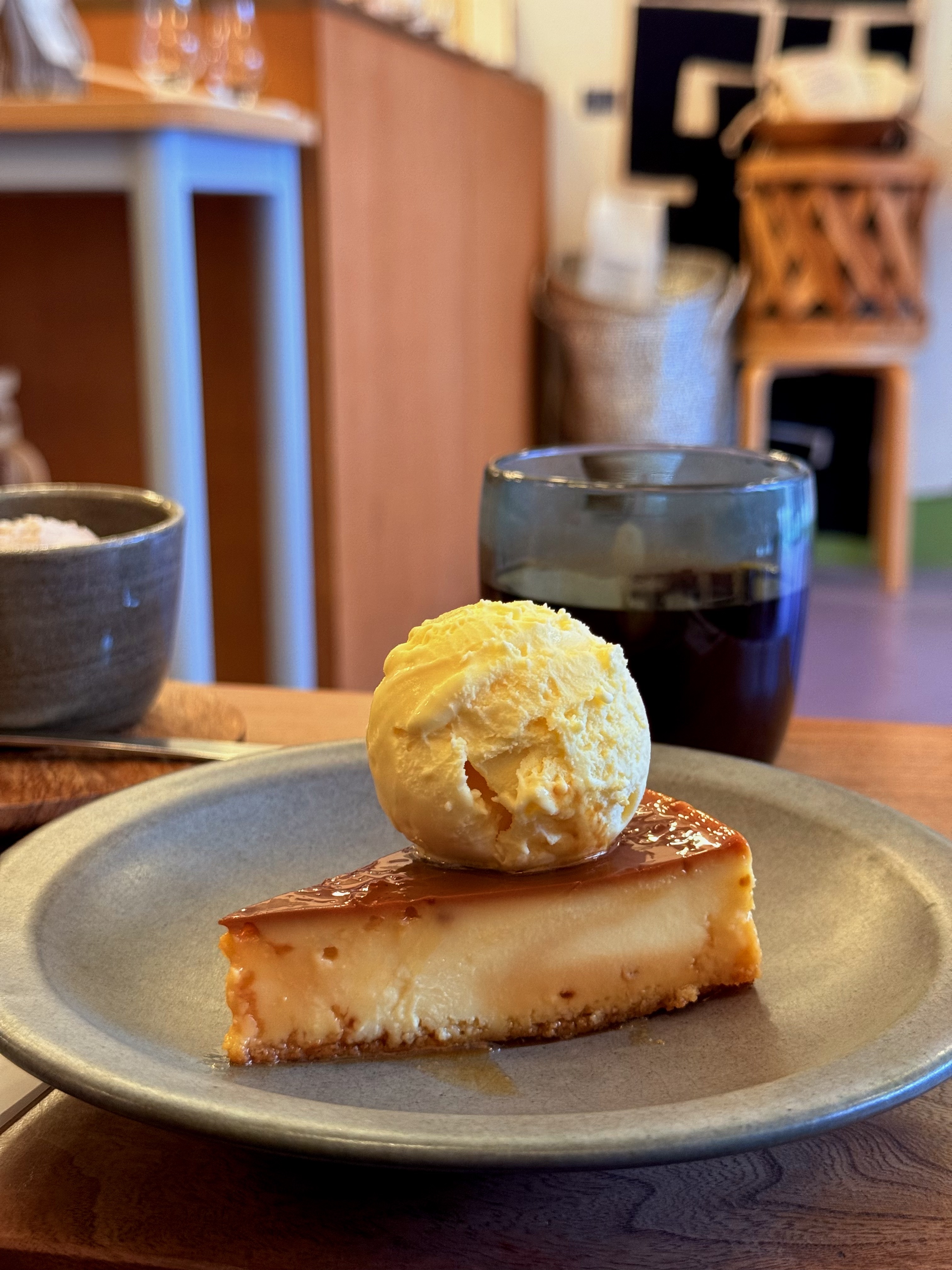 【福岡咖啡廳推薦】Coffee County Fukuoka：必吃巴西布丁與手沖咖啡體驗